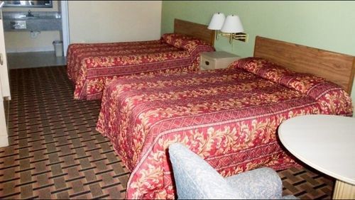 Motel Executive Giddings